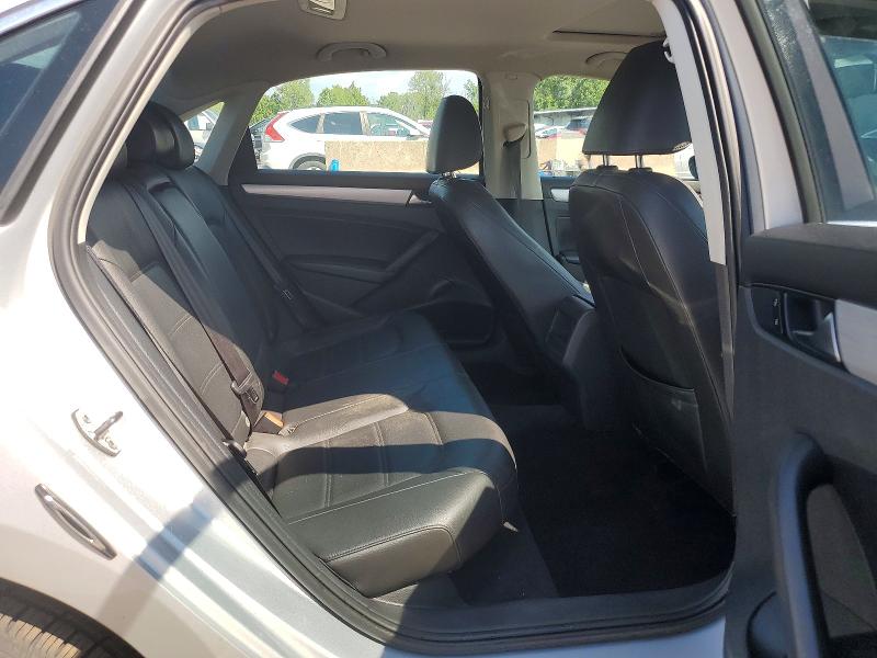 64067266 :رقم المزاد ، 1VWBP7A38CC090018 vin ، 2012 Volkswagen Passat مزاد بيع