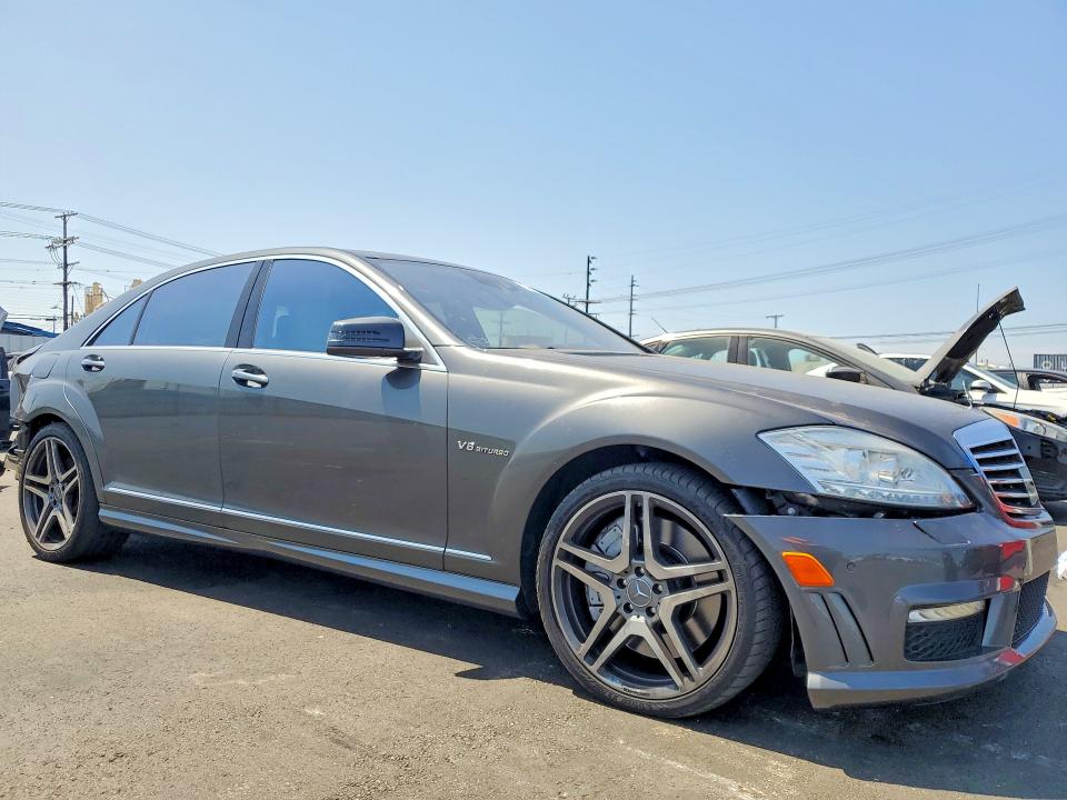 64313886 :رقم المزاد ، WDDNG7EB7BA384530 vin ، 2011 Mercedes-benz S مزاد بيع