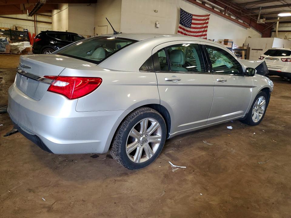 Aukcja sprzedaży 2012 Chrysler 200, vin: 1C3CCBBB5CN131841, numer aukcji: 64365606