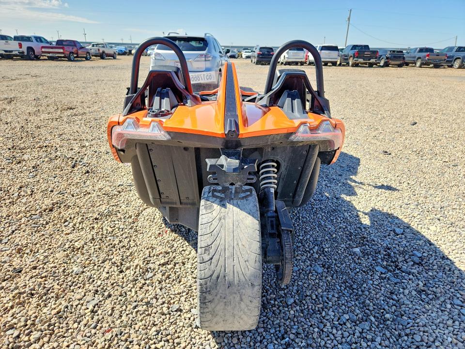 65178666 :رقم المزاد ، 57XAAPHD4R8161748 vin ، 2024 Polaris Slingshot مزاد بيع