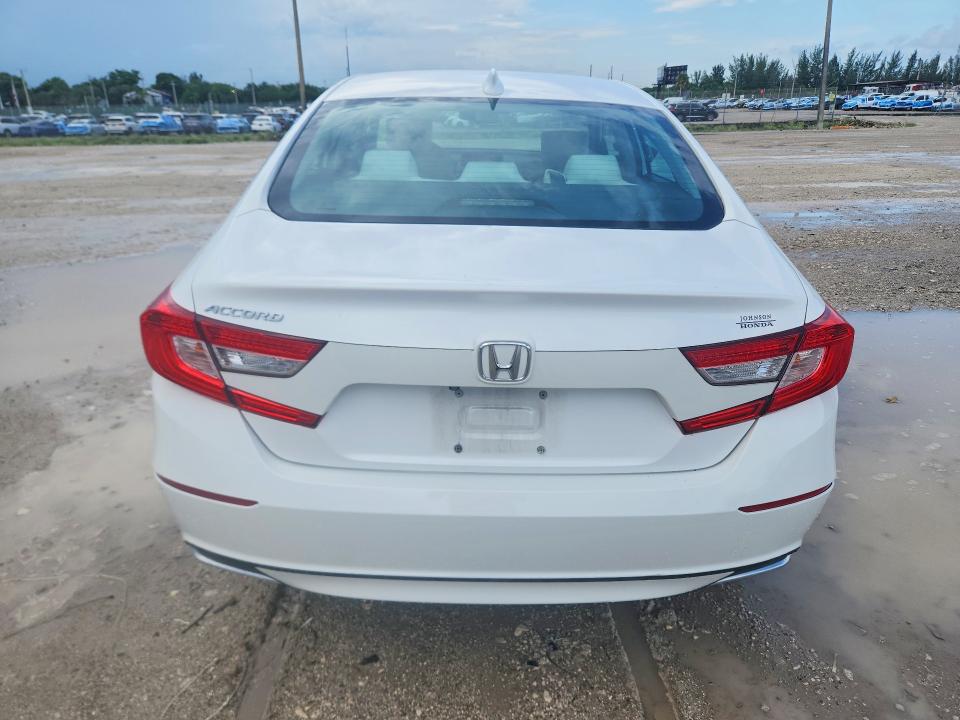 Продажа на аукционе авто 2018 Honda Accord, vin: 1HGCV1F11JA056661, номер лота: 63911756