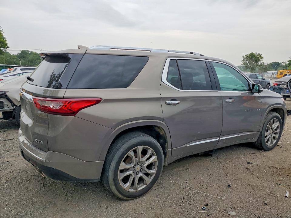 Продаж на аукціоні авто 2018 Chevrolet Traverse, vin: 1GNEVJKW4JJ110356, номер лоту: 65015556