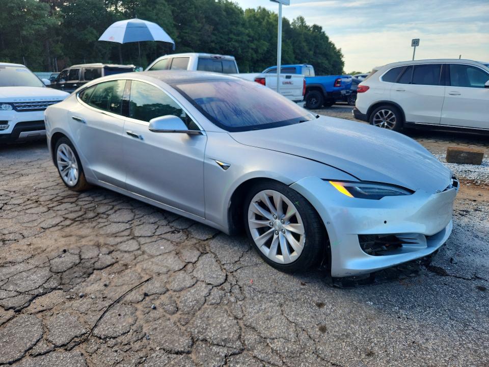 Aukcja sprzedaży 2017 Tesla Model S, vin: 5YJSA1E26HF207009, numer aukcji: 64121466