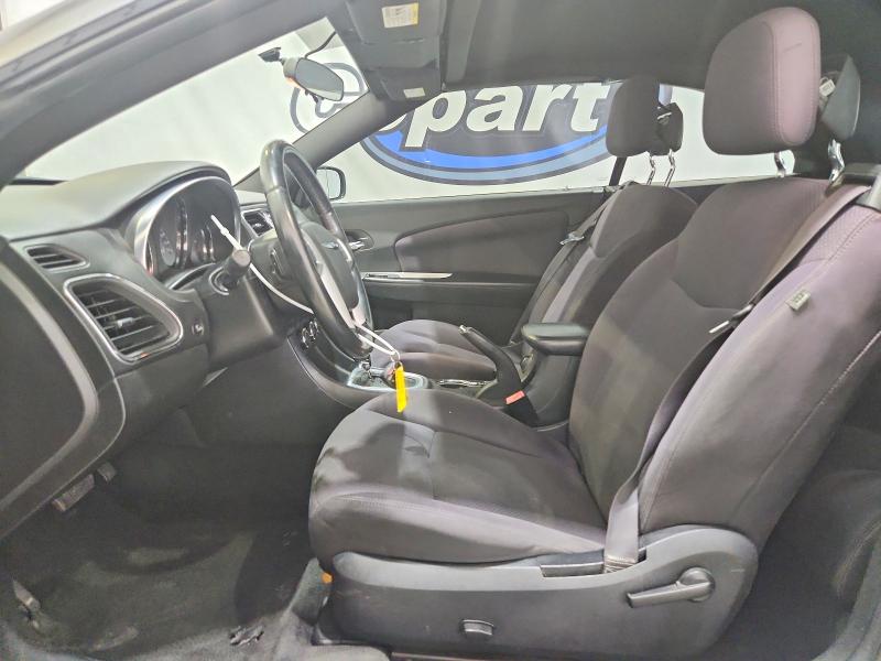 2013 Chrysler 200 მანქანა იყიდება აუქციონზე, vin: 1C3BCBEGXDN755557, აუქციონის ნომერი: 63420396