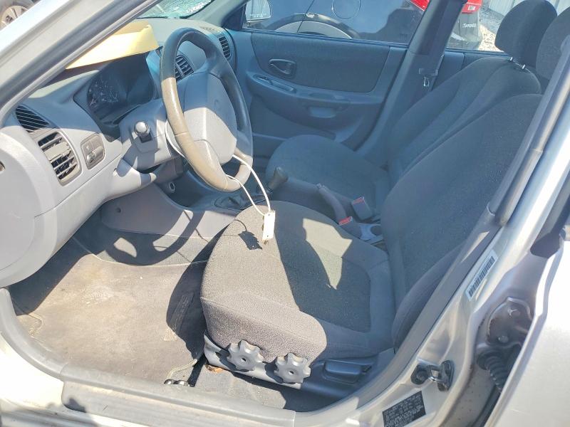 67163956 :رقم المزاد ، KMHCG45CX2U391250 vin ، 2002 Hyundai Accent مزاد بيع