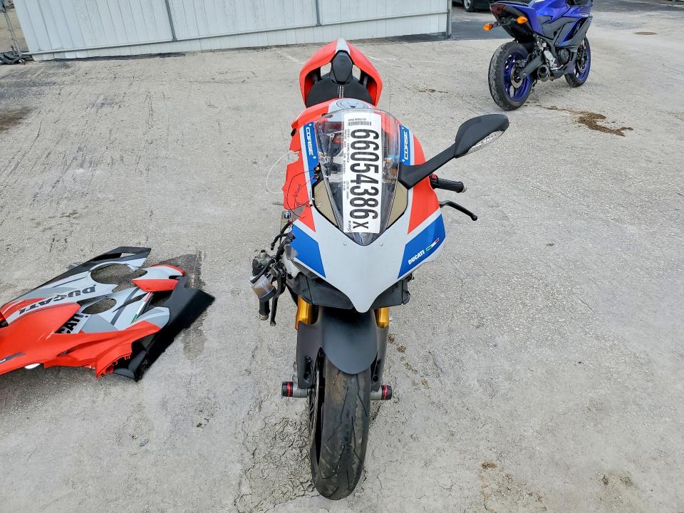 Продаж на аукціоні авто 2019 Ducati Panigale, vin: ZDMDAGNW9KB011109, номер лоту: 66054386