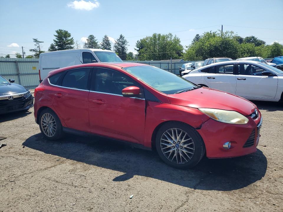 63940496 :رقم المزاد ، 1FAHP3M21CL101679 vin ، 2012 Ford Focus مزاد بيع