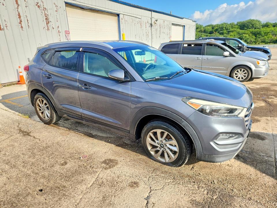 2016 Hyundai Tucson მანქანა იყიდება აუქციონზე, vin: KM8J3CA26GU050249, აუქციონის ნომერი: 65396836