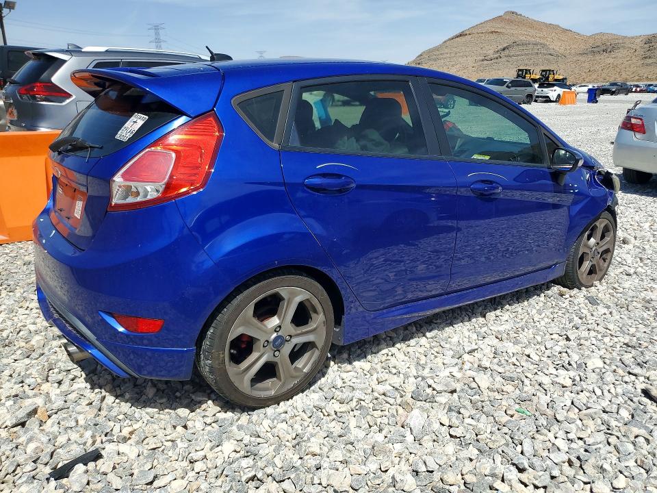 2015 Ford Fiesta მანქანა იყიდება აუქციონზე, vin: 3FADP4GX7FM212848, აუქციონის ნომერი: 64242866