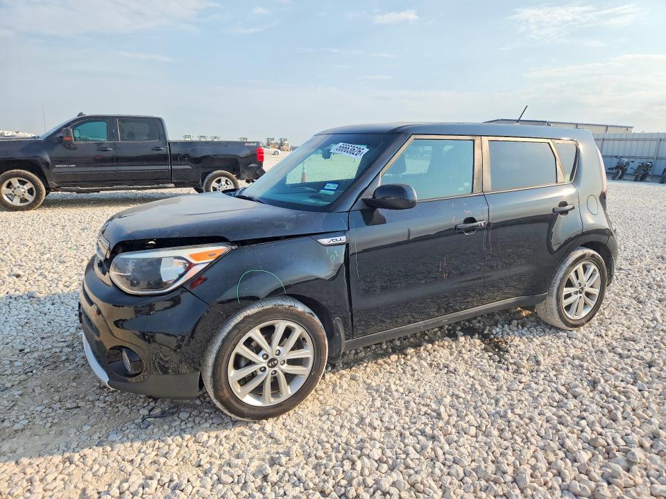 Продажа на аукционе авто 2017 Kia Soul, vin: KNDJP3A56H7463873, номер лота: 66663626