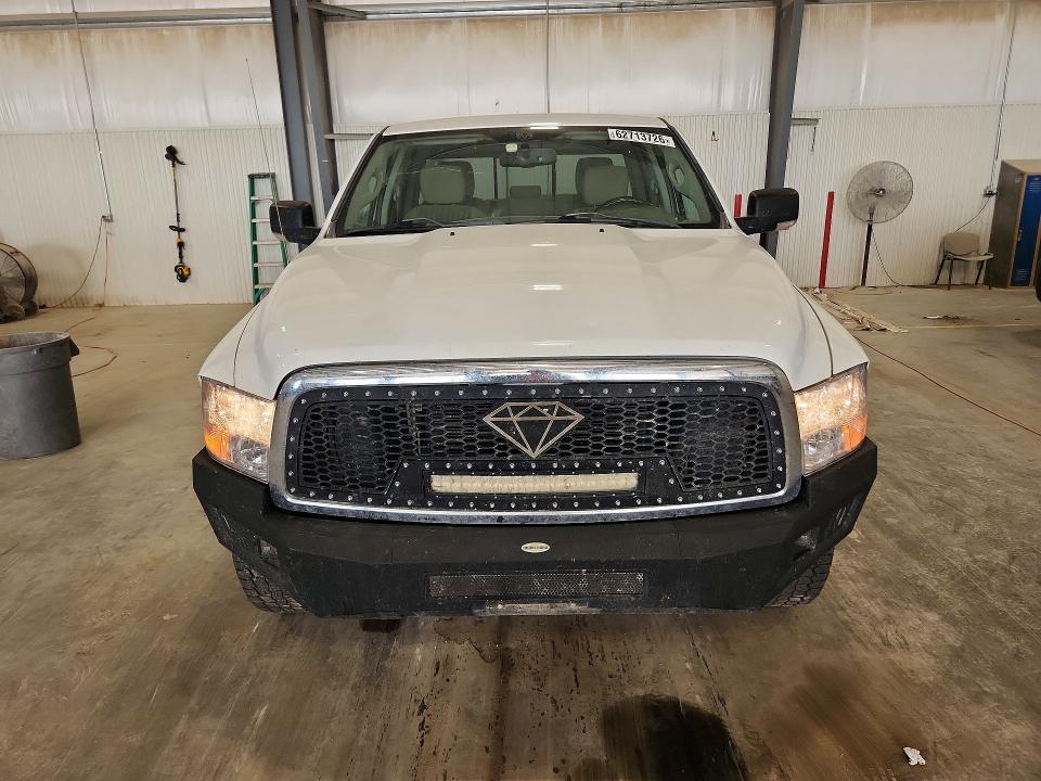 62713726 :رقم المزاد ، 1D7RV1GT8BS532138 vin ، 2011 Dodge Ram 1500 مزاد بيع