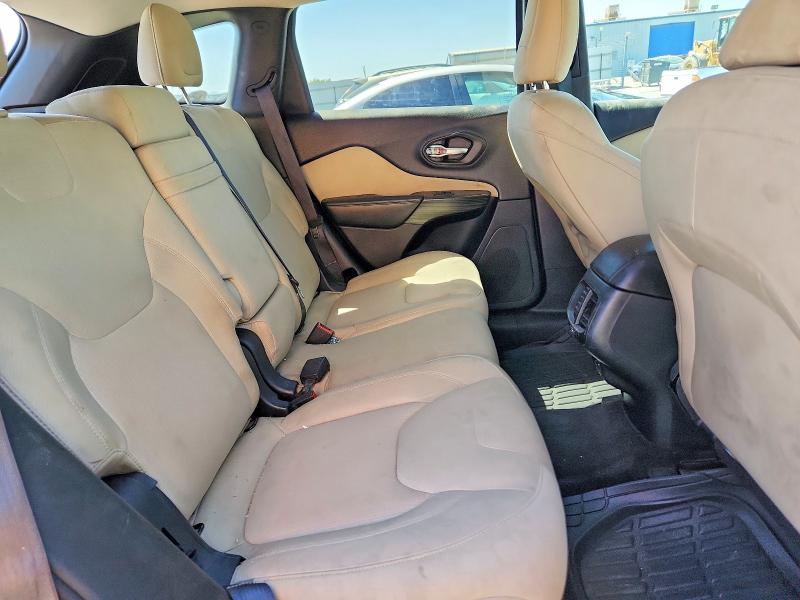 Продаж на аукціоні авто 2015 Jeep Cherokee, vin: 1C4PJLCB8FW759768, номер лоту: 66077256