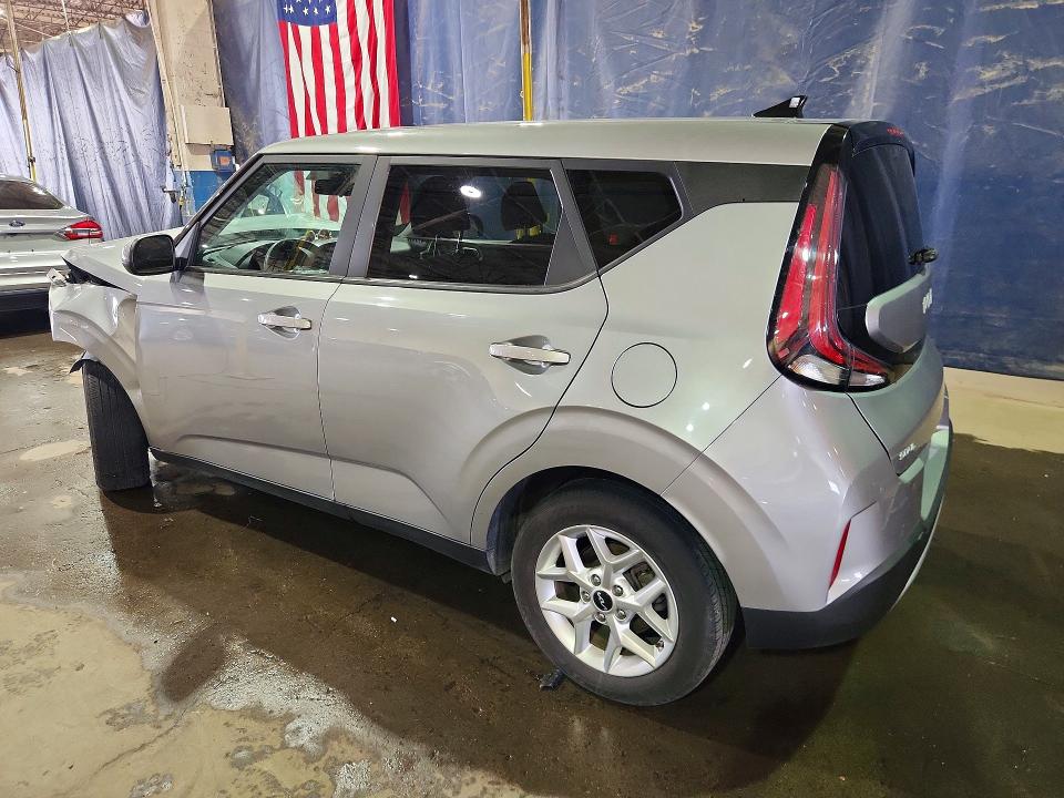 66495526 :رقم المزاد ، KNDJ23AU1P7861688 vin ، 2023 Kia Soul مزاد بيع