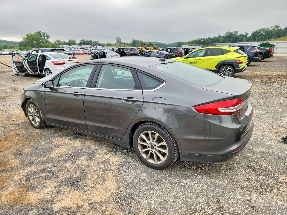2017 Ford Fusion მანქანა იყიდება აუქციონზე, vin: 3FA6P0HDXHR350301, აუქციონის ნომერი: 64332526