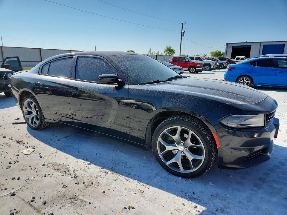 67026416 :رقم المزاد ، 2C3CDXHG7FH738821 vin ، 2015 Dodge Charger مزاد بيع