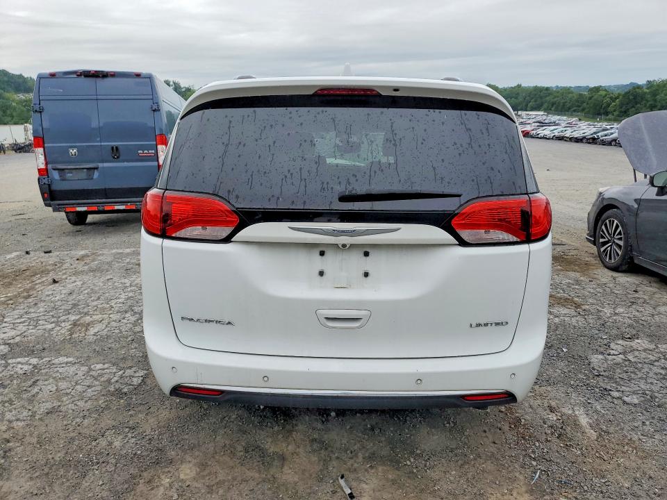 2017 Chrysler Pacifica მანქანა იყიდება აუქციონზე, vin: 2C4RC1GG6HR817319, აუქციონის ნომერი: 63689806