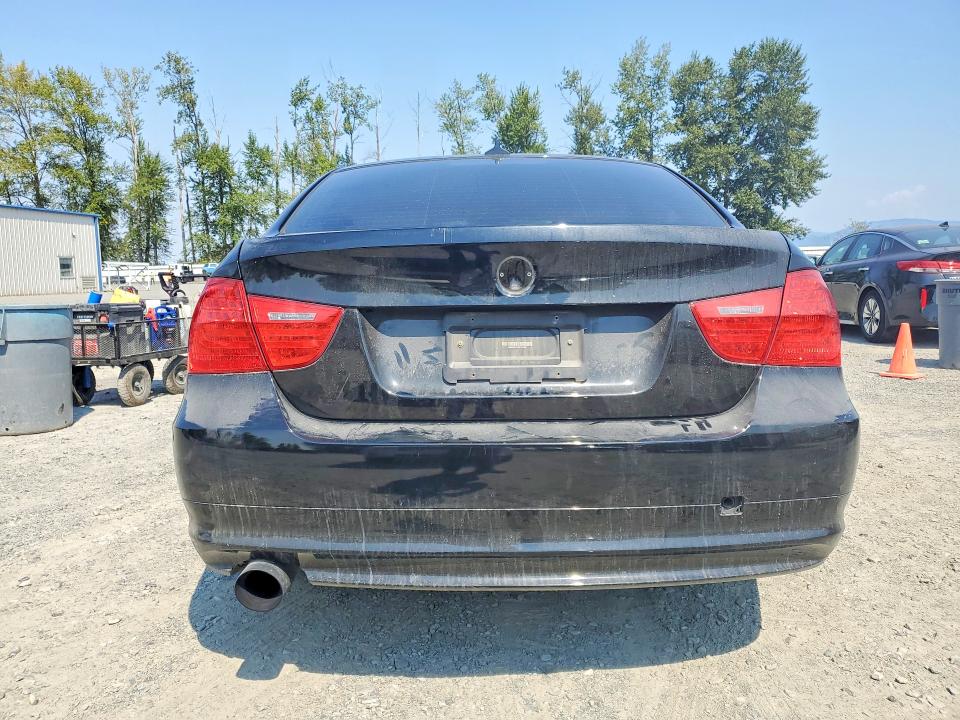 65215986 :رقم المزاد ، WBAPH5C57BF093446 vin ، 2011 Bmw 328 مزاد بيع