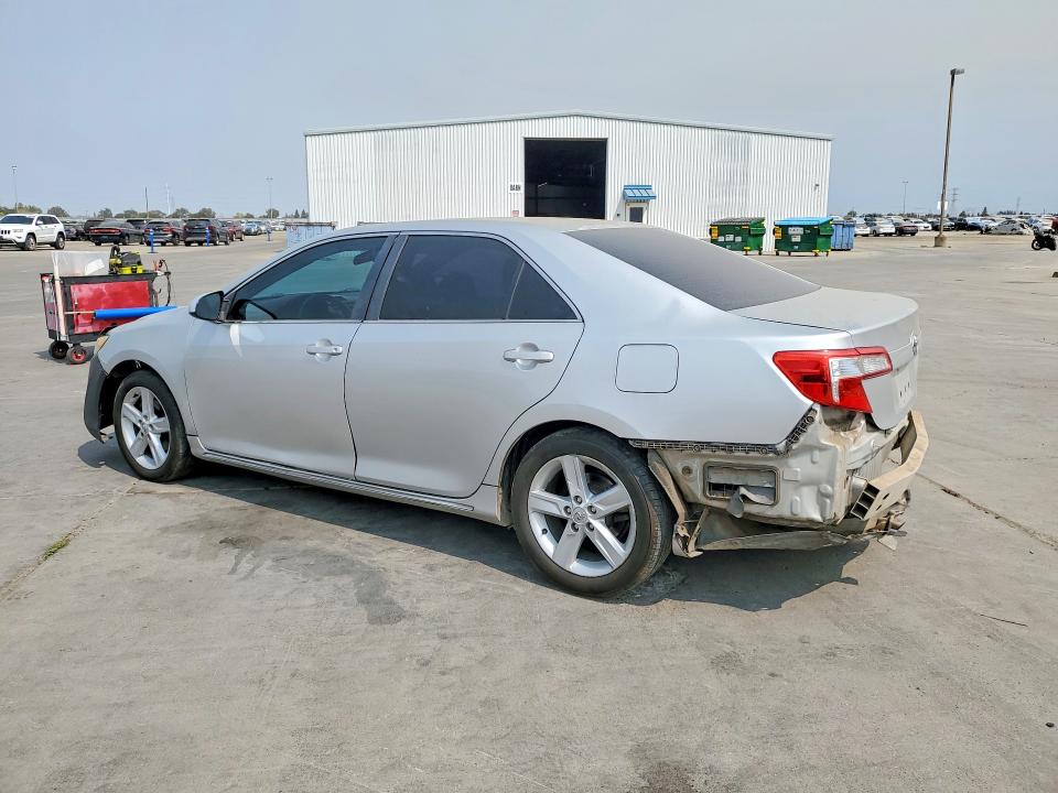 67006276 :رقم المزاد ، 4T1BF1FK4CU040936 vin ، 2012 Toyota Camry مزاد بيع