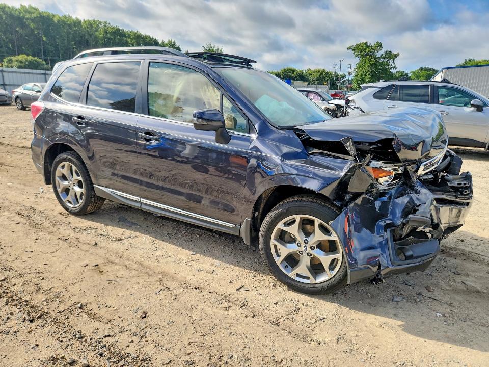 63777496 :رقم المزاد ، JF2SJAWC3JH472047 vin ، 2018 Subaru Forester مزاد بيع