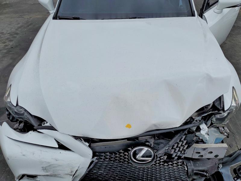 Продаж на аукціоні авто 2016 Lexus Is, vin: JTHBA1D27G5032379, номер лоту: 64787836