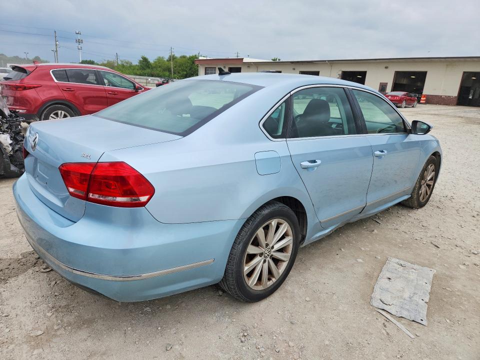 64545216 :رقم المزاد ، 1VWCH7A38CC070790 vin ، 2012 Volkswagen Passat مزاد بيع