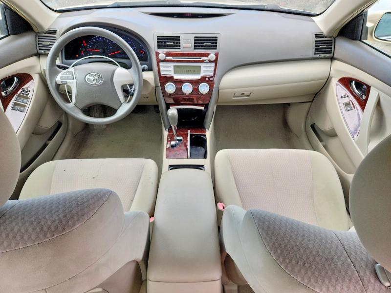 63927616 :رقم المزاد ، 4T1BF3EK1BU679898 vin ، 2011 Toyota Camry مزاد بيع