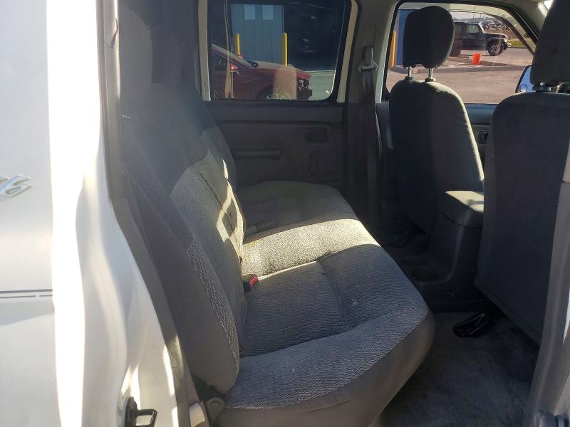 63364856 :رقم المزاد ، 1N6ED27T4YC347232 vin ، 2000 Nissan Frontier مزاد بيع