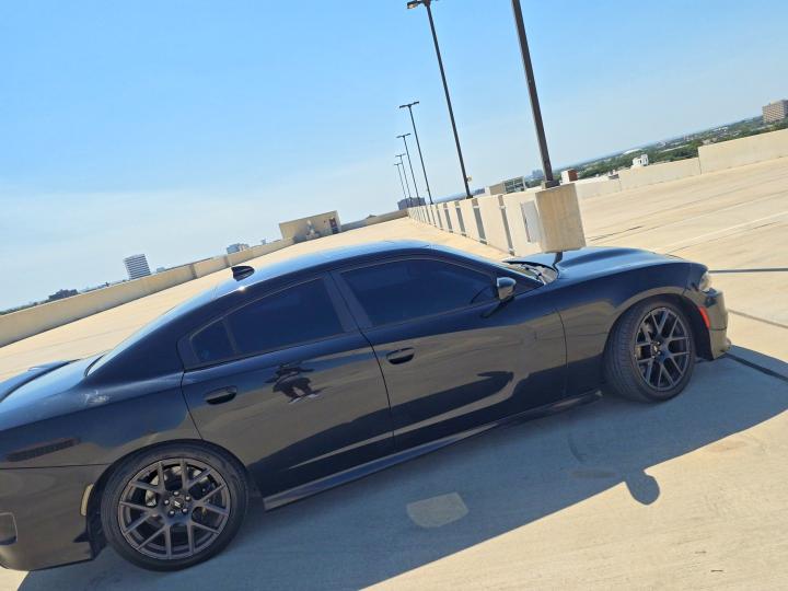 Auction sale of the 2017 Dodge Charger, vin: 2C3CDXGJ8HH61+K, lot number: 65922516