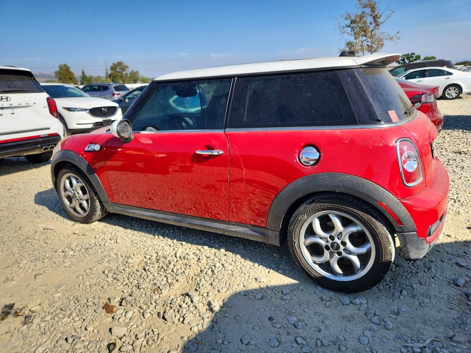 63381786 :رقم المزاد ، WMWSV3C56BTY10900 vin ، 2011 Mini Cooper مزاد بيع