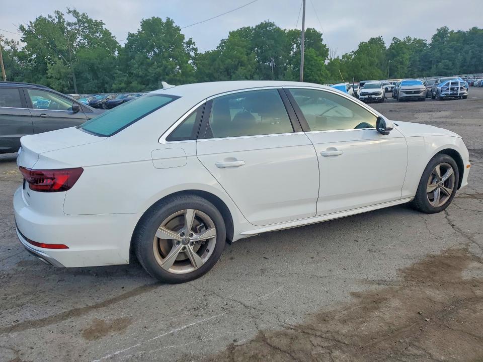 Aukcja sprzedaży 2019 Audi A4, vin: WAUDNAF45KN018841, numer aukcji: 64096146