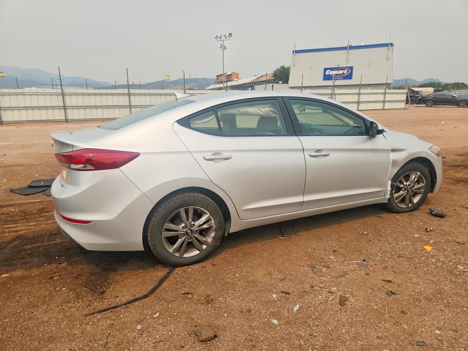 2017 Hyundai Elantra მანქანა იყიდება აუქციონზე, vin: 5NPD84LF1HH001688, აუქციონის ნომერი: 62615266