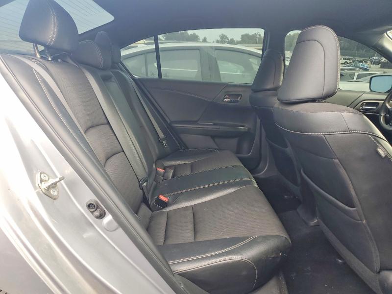 Продажа на аукционе авто 2017 Honda Accord, vin: 1HGCR2F57HA211012, номер лота: 65955316