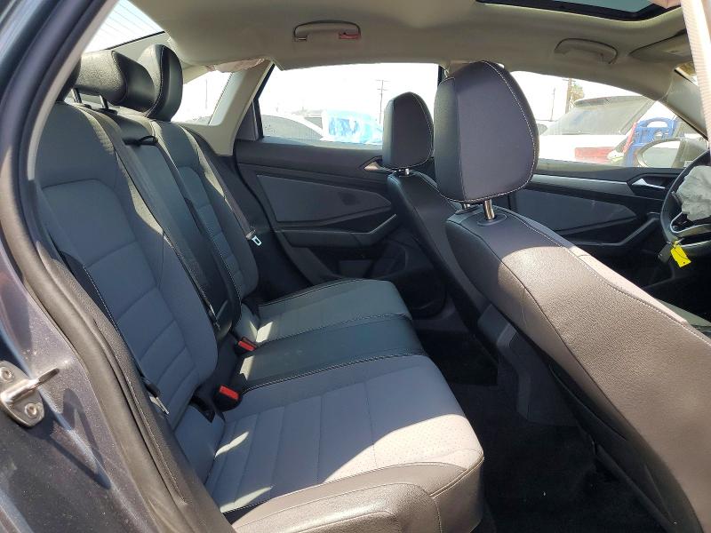 64296876 :رقم المزاد ، 3VW7X7BU0SM071277 vin ، 2025 Volkswagen Jetta مزاد بيع