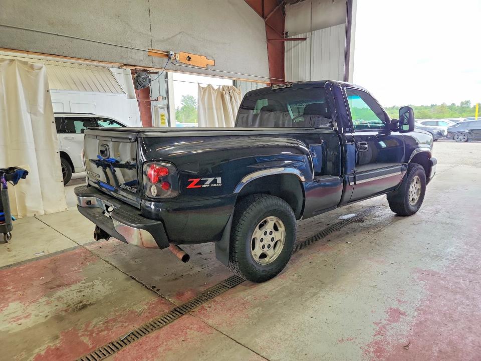 Продажа на аукционе авто 2003 Chevrolet Silverado, vin: 1GCEK14T33Z123205, номер лота: 64738576