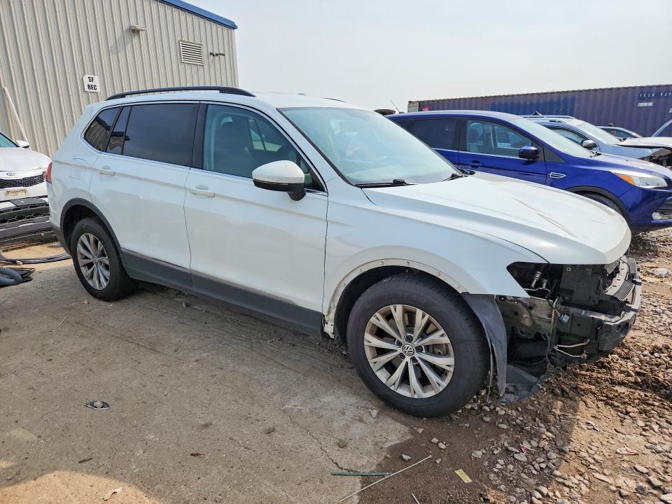 Продаж на аукціоні авто 2018 Volkswagen Tiguan, vin: 3VV2B7AX0JM131274, номер лоту: 64616676