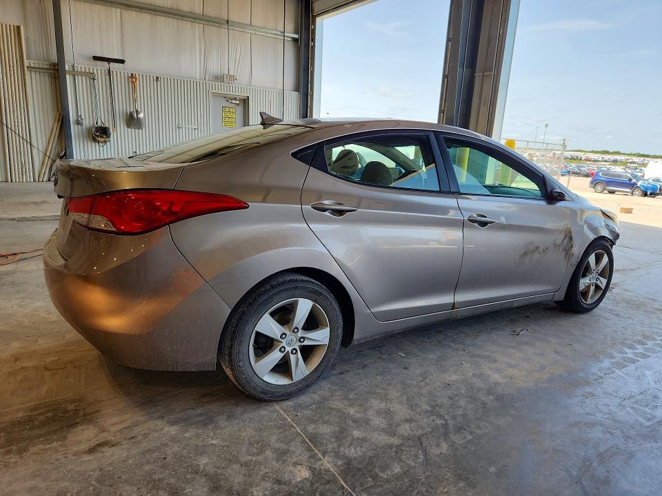 Продажа на аукционе авто 2013 Hyundai Elantra, vin: 5NPDH4AE5DH323559, номер лота: 64979876