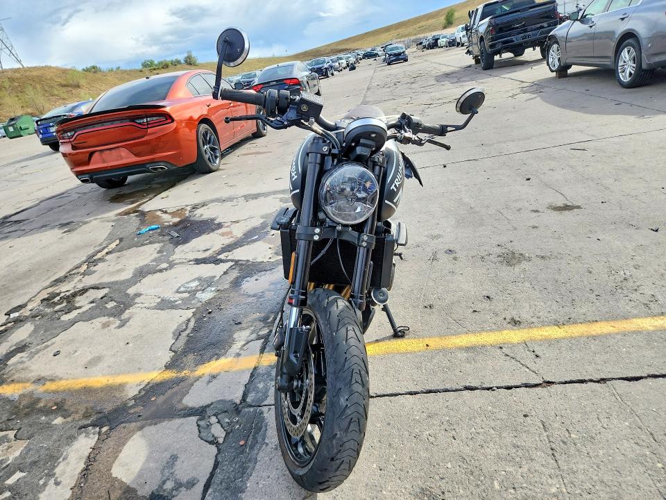 66421116 :رقم المزاد ، SMTL10UL1RTBM7619 vin ، 2024 Triumph Motorcycle Trident 660 مزاد بيع