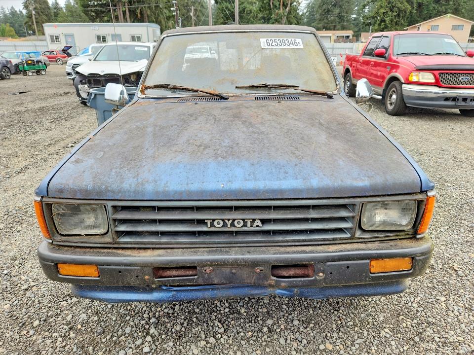 62539346 :رقم المزاد ، JT4RN50R8J5175606 vin ، 1988 Toyota Pickup مزاد بيع