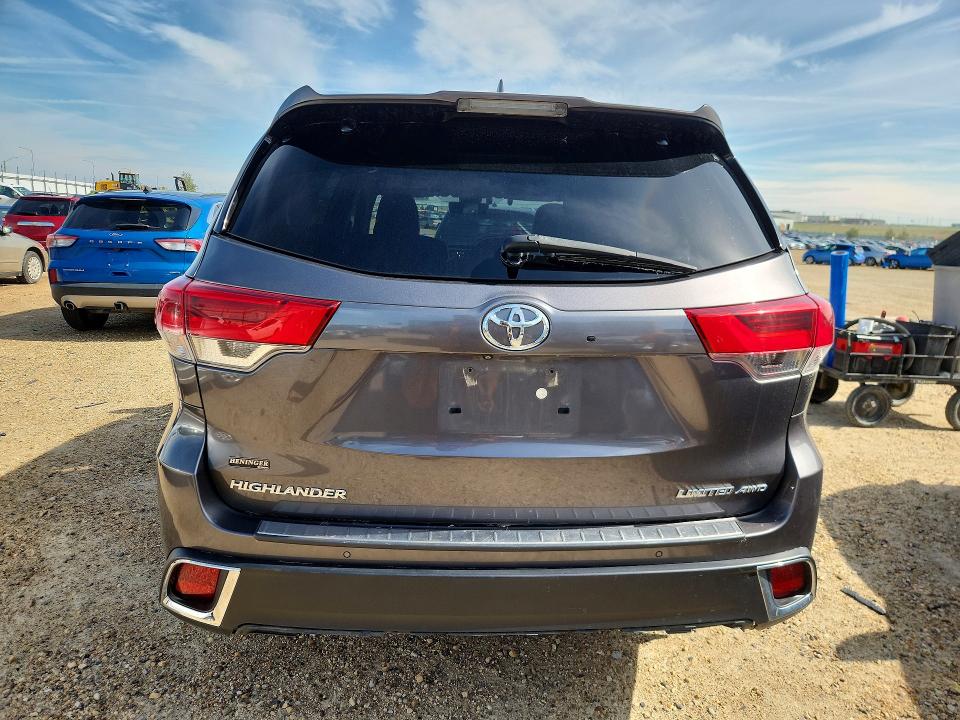 Aukcja sprzedaży 2018 Toyota Highlander, vin: 5TDDZRFH5JS841366, numer aukcji: 62698806
