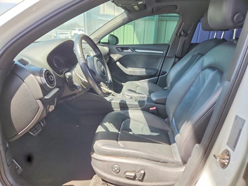 65604186 :رقم المزاد ، WAUBFGFF5F1090385 vin ، 2015 Audi A3 مزاد بيع