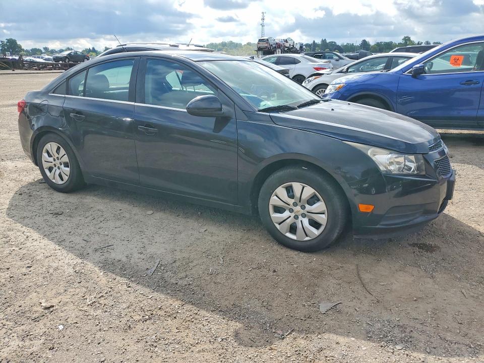 66832906 :رقم المزاد ، 1G1PC5SB9E7134286 vin ، 2014 Chevrolet Cruze مزاد بيع