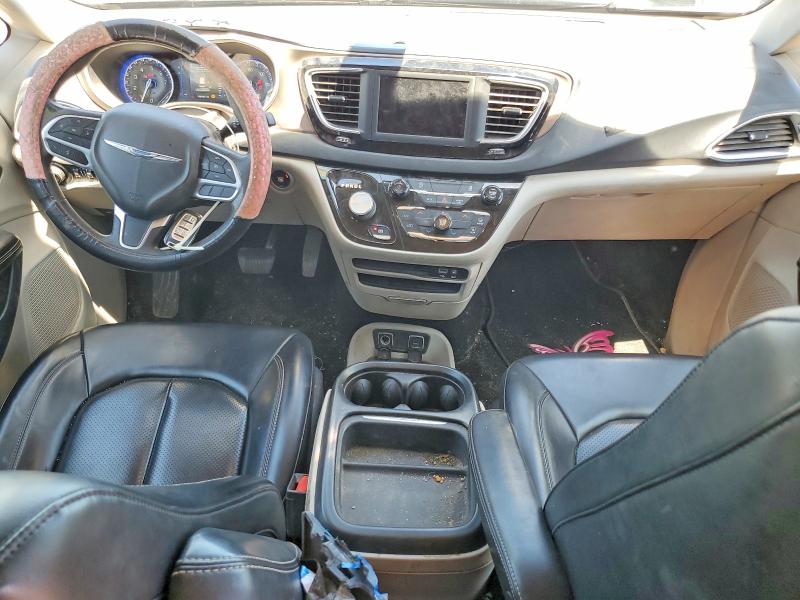 65936906 :رقم المزاد ، 2C4RC1DG7LR264404 vin ، 2020 Chrysler Voyager مزاد بيع