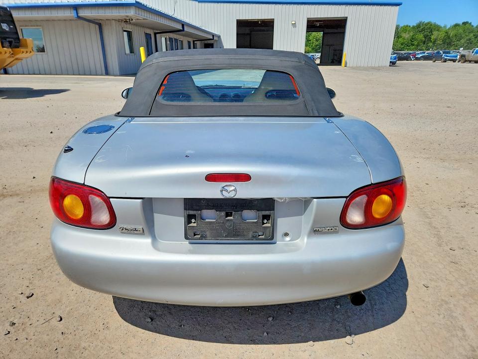 63772896 :رقم المزاد ، JM1NB3533Y0154699 vin ، 2000 Mazda Mx-5 Miata مزاد بيع