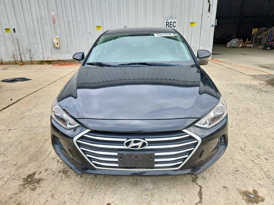 65519756 :رقم المزاد ، 5NPD84LF3JH269910 vin ، 2018 Hyundai Elantra مزاد بيع