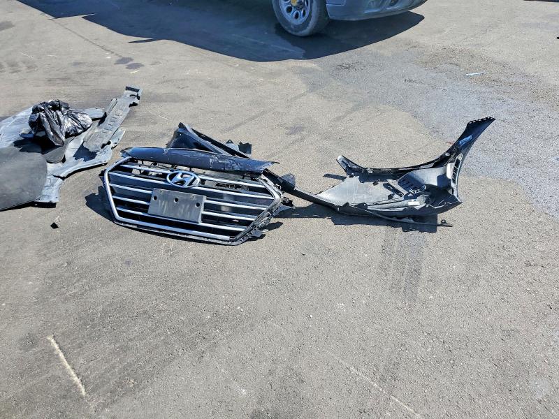 2017 Hyundai Elantra მანქანა იყიდება აუქციონზე, vin: 5NPD84LF8HH114313, აუქციონის ნომერი: 66127696