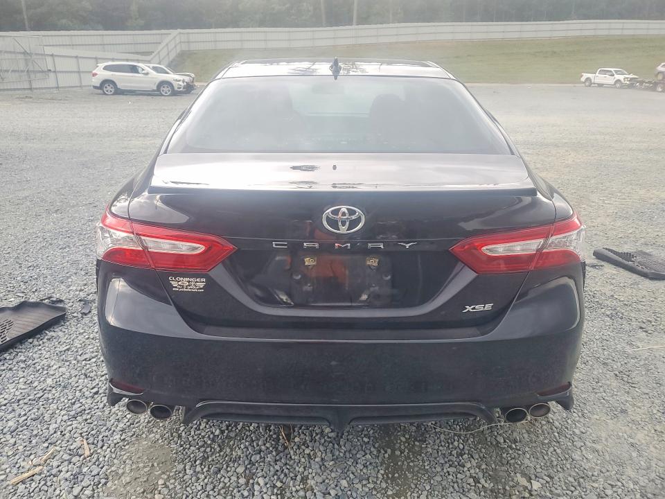 65704426 :رقم المزاد ، 4T1K61AK7LU383943 vin ، 2020 Toyota Camry مزاد بيع