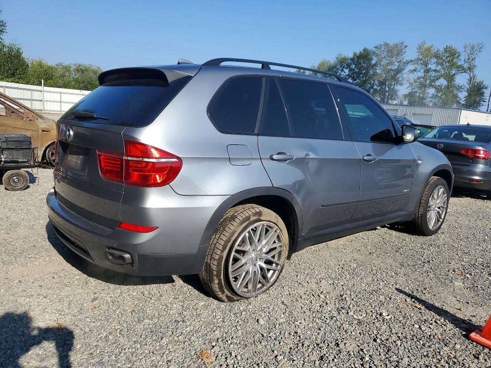 63538196 :رقم المزاد ، 5UXZV8C55BL417984 vin ، 2011 Bmw X5 مزاد بيع