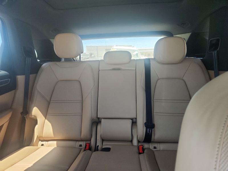 65371826 :رقم المزاد ، WP1AE2AY6KDA51633 vin ، 2019 Porsche Cayenne مزاد بيع