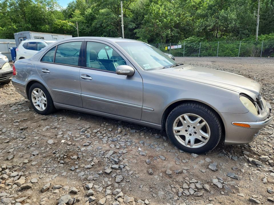 Продаж на аукціоні авто 2005 Mercedes-benz E, vin: WDBUF82J25X174251, номер лоту: 64450896
