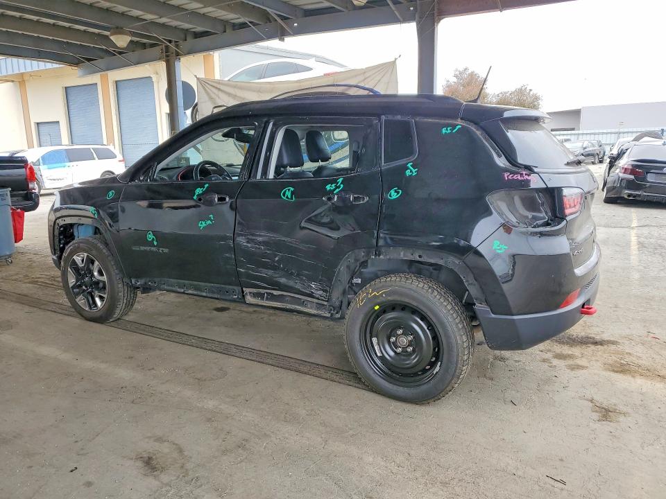 Продажа на аукционе авто 2018 Jeep Compass, vin: 3C4NJDDB3JT246695, номер лота: 65885466